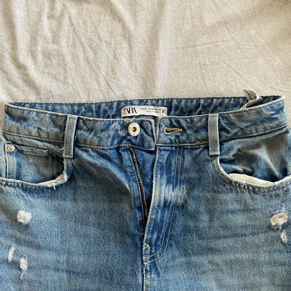ZARA GIRLFRIEND JEANS